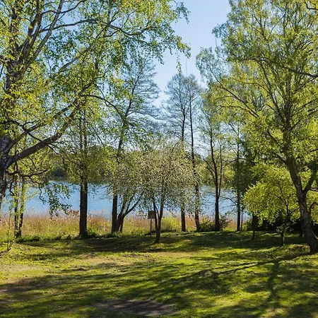 Wila Dom Nad Jeziorem Mazury וילה